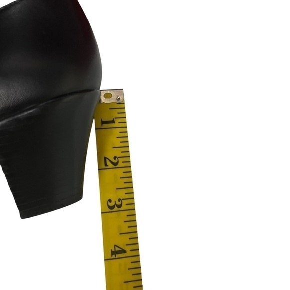 Munro American Taylor Black Leather Ankle Booties Side Zip Women's Size 6N (AA) - Picture 14 of 16